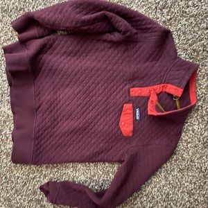 Patagonia pullover women’s
